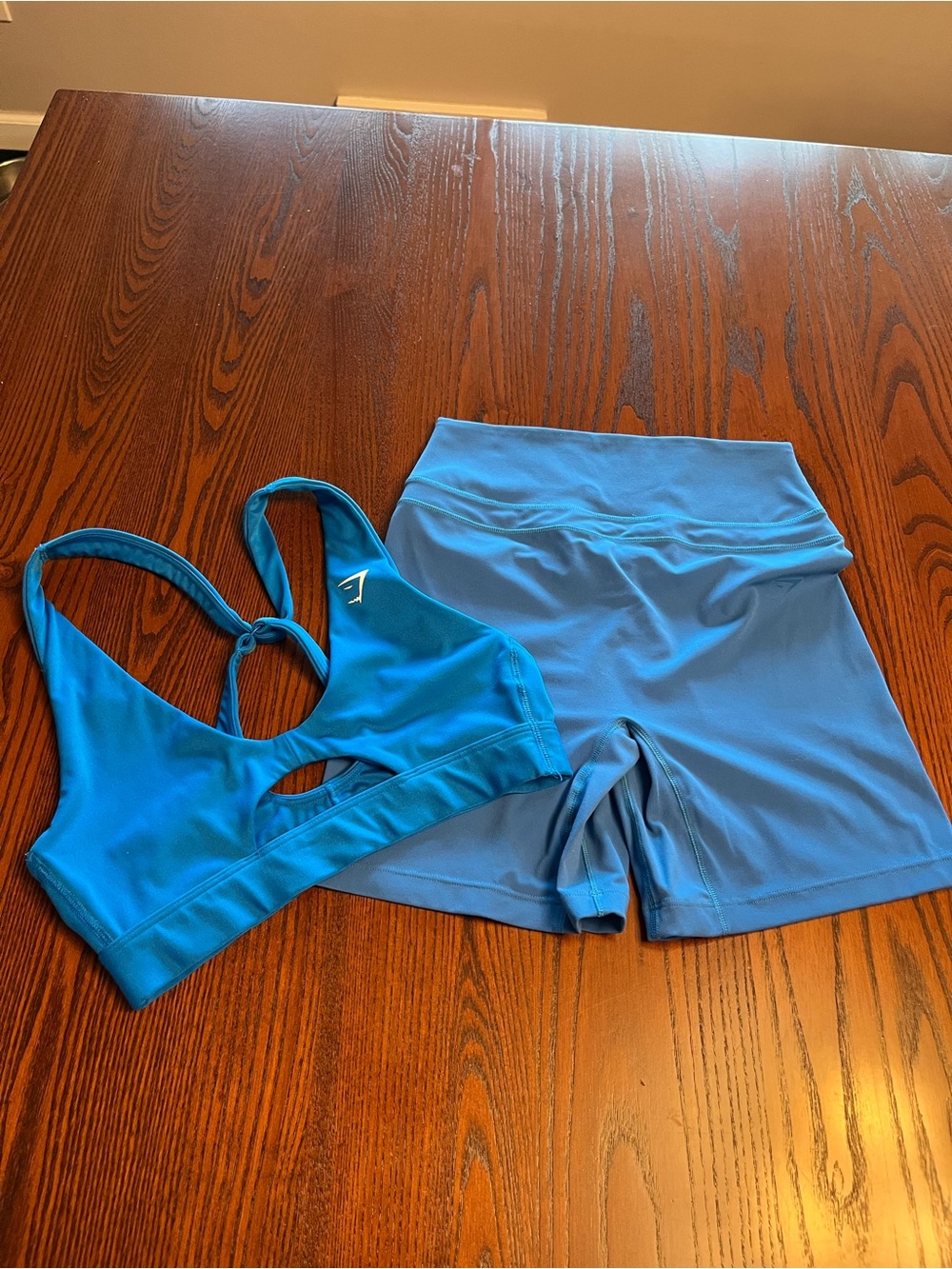 Gymshark electric blue set